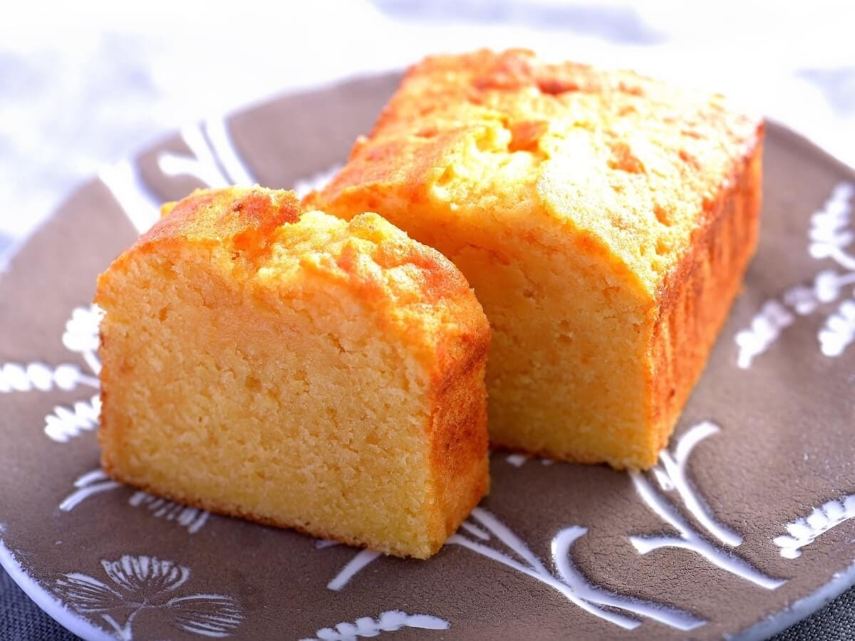 アーモンドと味噌のパウンドケーキ