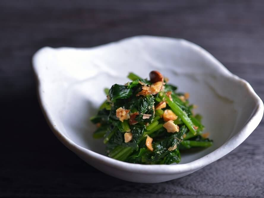 ほうれん草のアーモンド和え