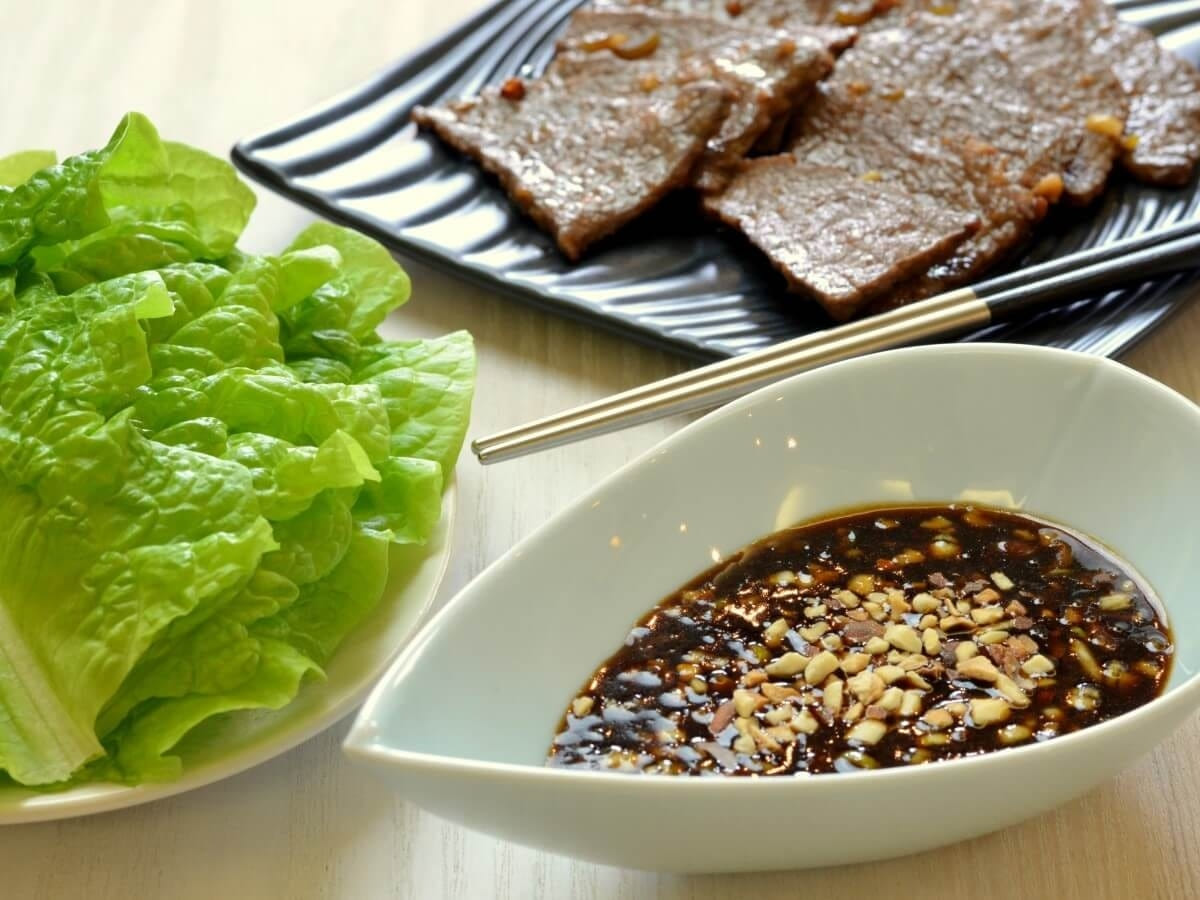 ミックスナッツ入りコリアン焼肉ソース